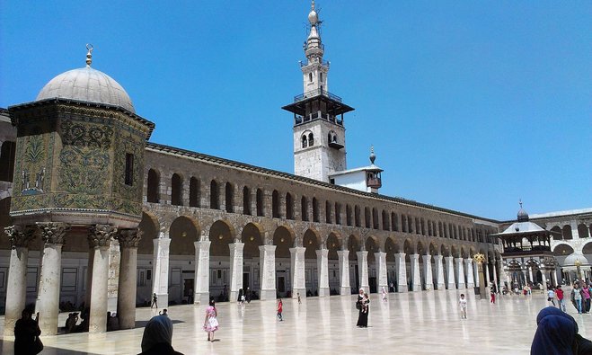 456 - « 2 الجامع الأموي » par Noor Khayat — Travail personnel. Sous licence CC BY-SA 3.0 via Wikimedia Commons.jpg