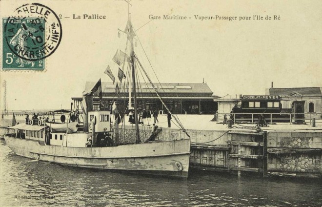 17 - La Rochelle La Pallice vapeur pour Ré.jpg