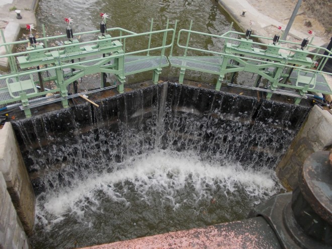 ecluse eau.jpg