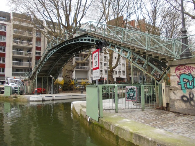 passerelle.jpg
