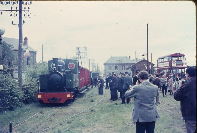 27XCVI Rame inaugurale prête au départ 23.4.66.jpg