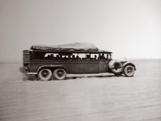 532 - rolls-royce-autobus 1935 Tripoli-Haiffa.jpg