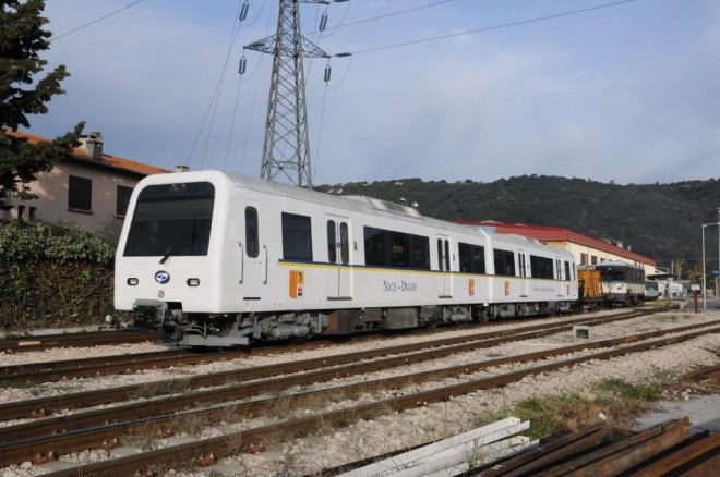 caf6100lingostic3a8re31032016.jpg