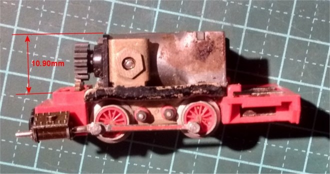 hauteur moteur Jouef 01 reduit.jpg
