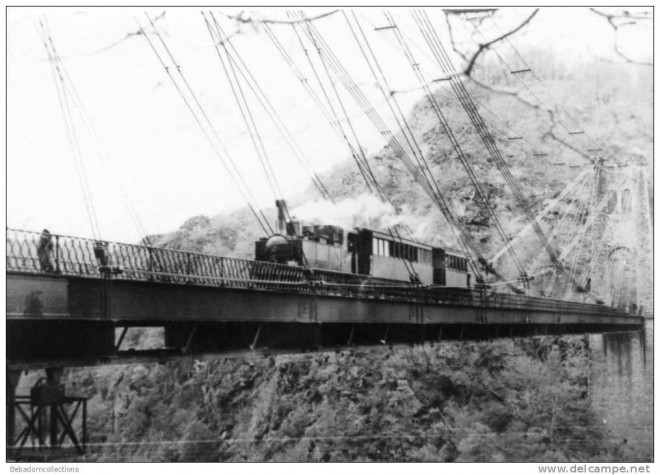 19 - TC TRAIN SUR LE VIADUC DE LAPLEAU - 1959.jpg