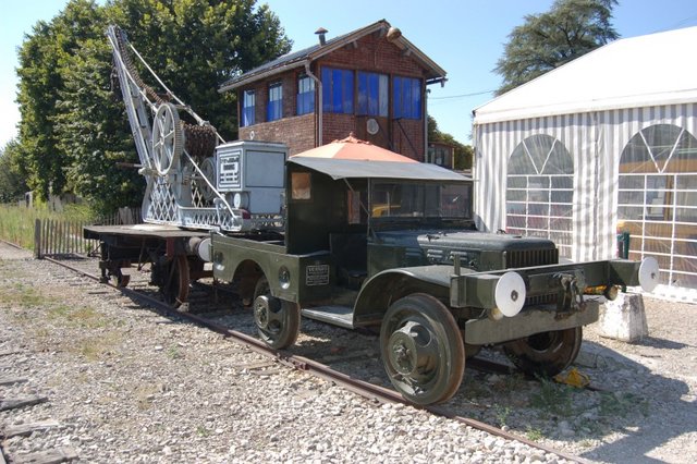 Dodge WC 51 ferroviaire 2.jpg