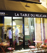 Pélican table..jpg