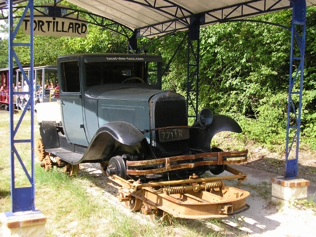 tacot des lacs : draisine citroën
