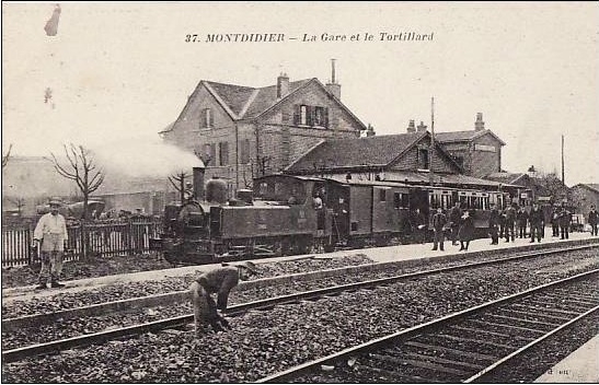 19-Montdidier Gare Tortillard 1