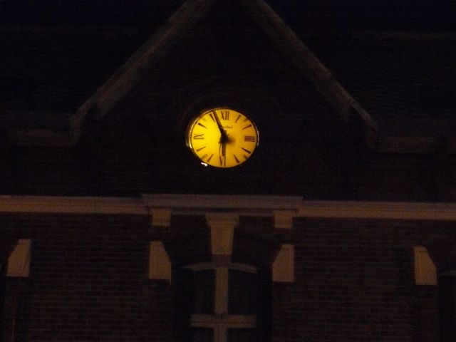 16 PERONNE-FLAMICOURT Horloge