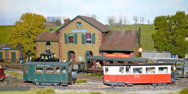 10 Autorail Crochat TPT + Savoie (Modéle Train d\'Antan)