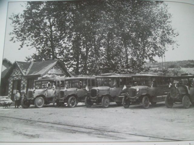 09 TI Argenton sur Creuse Autocar Prêts au Départ Coll Charlène Bernardon