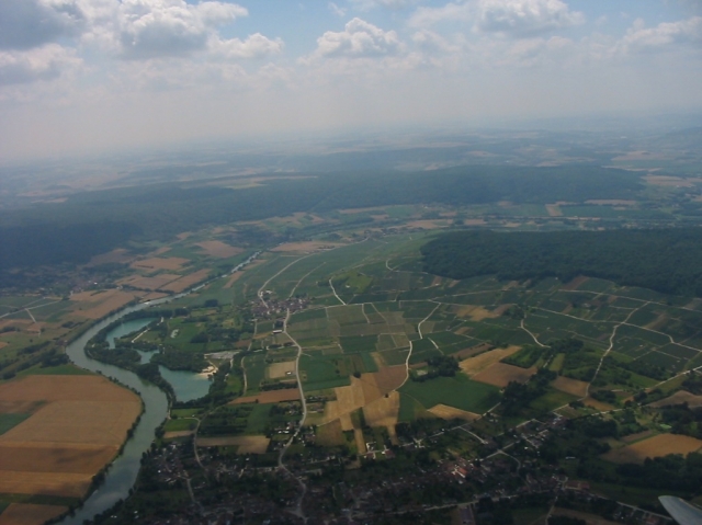 Vertical Dormans Vers Est Verneui en Haut à Gauche