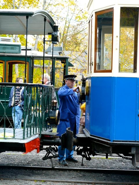 01 Thuin A.9515 Le Lampiste