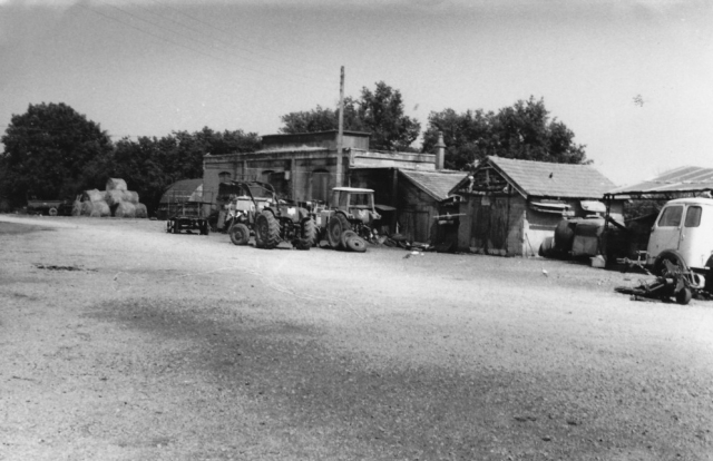 S.E. Cher Marçais Remise à locos (toit terrasse) Sept 1986 Coll Péréve