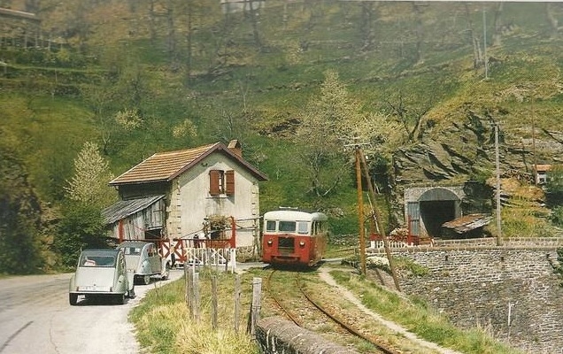 CFD Lozère Cros Marveillac PN De Dion 2 cv Photo JL Rochaix (cf BVA => Version Couleur)