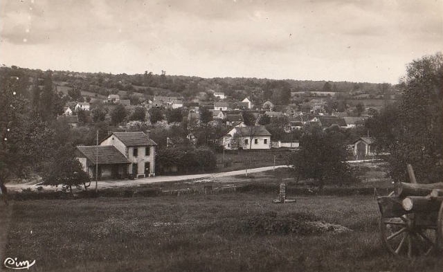 S.E. Nièvre Saint-Amand en Puisaye gare Panorama