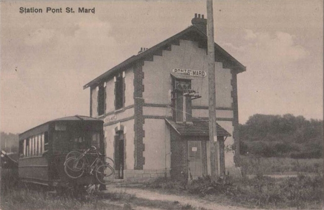 CDA Nord-Est Pont-Saint-Mard Gare Voiture Renault-Scemia