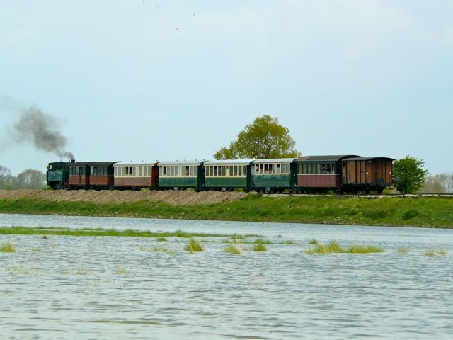 05 Train Digue Marée Haute