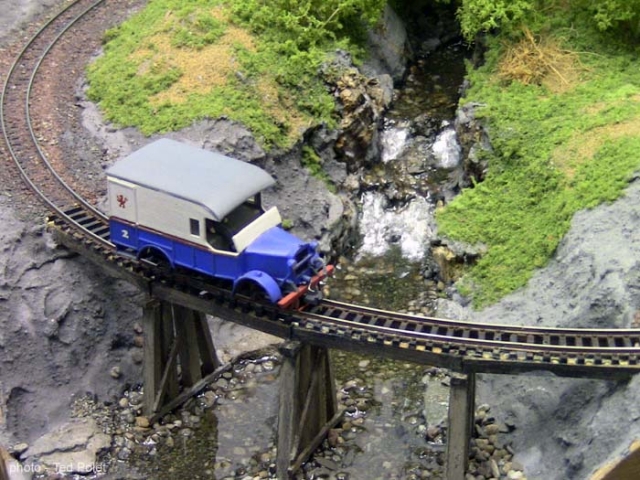 6 Nixie 009 Ted Polet (Photo) railTruck