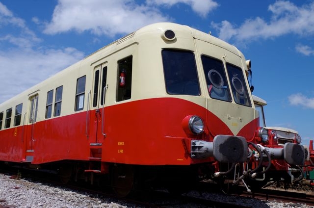00 Autorail X 2403 Saint valery canal