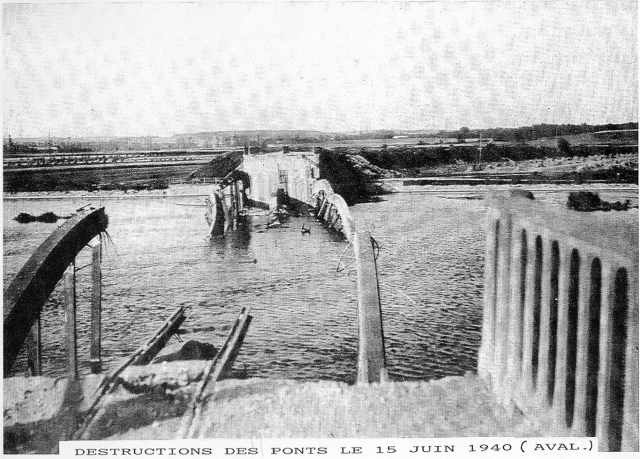 Pont uckange aval detruitw