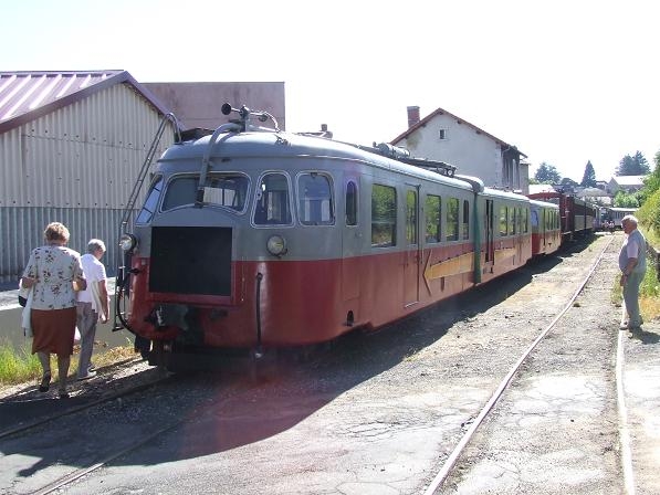 VFV Train + autorail