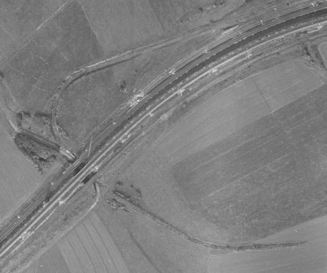 IGNF 04 Gare Bazonville zoom 1954 635w