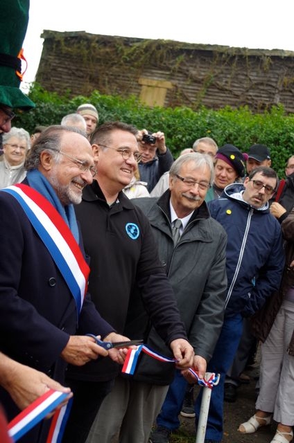 8 MTVS Crévecoeur Inauguration Ligne 17.10.15 Ruban