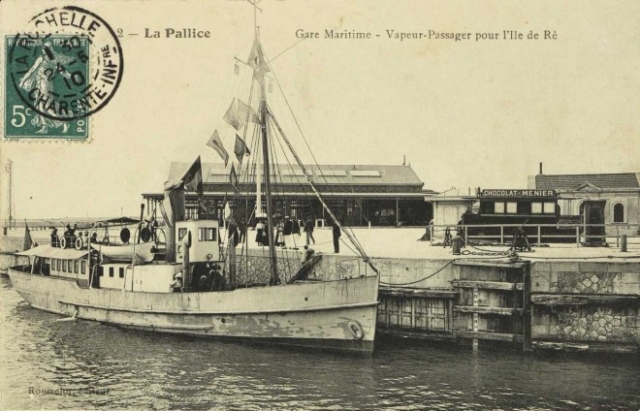 Caboteur Vapeur PourLa Rochelle Gare Maritime