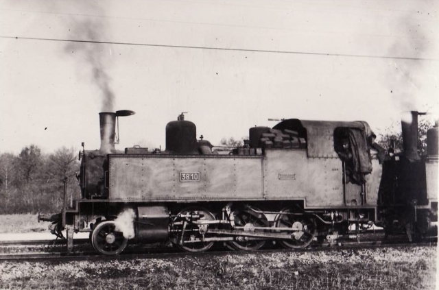 0 CF Meusien 130T n°3810 réseau de la Woevre Double Traction (030T Corpet CBR) Photo Mangin Coll Pérève 01