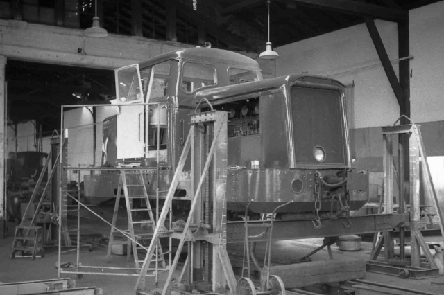 CFBS Gray 22.07.1988 351 Grand Levage atelier CFTA Photo Testu