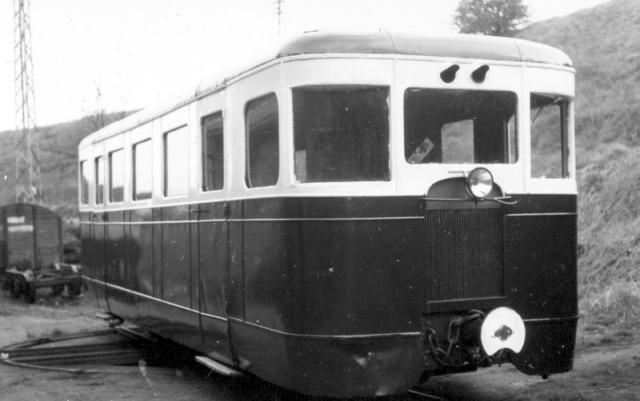 EFC VFIL Oise Autorail Billard A50dl n°11 Saint Just en Chaussée 1954 Photo M. Rifault (2)