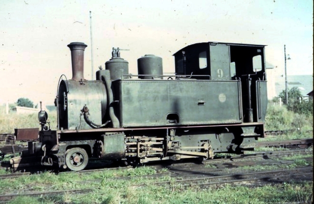 Sucrerie de Maizy 030T Meuse n°9 (Livrée Vert Foncé) arrivée à Pithiviers 02.07.1966 Photo B. Bary 04