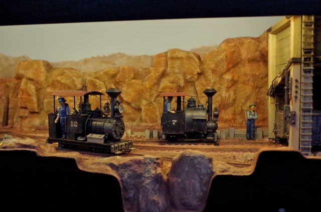 3 PARADISE MINING 1:25 C. Payne Ontraxs 2015