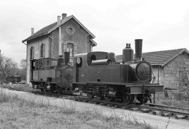 1964 DX 19 Renault  130 Cail et 130T Corpet (CFBS) Verneuil Coll Willig