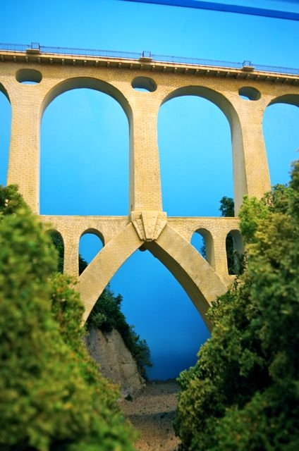 12 Train Jaune HOm Rail Modélisme Catalan Viaduc Séjourné RAMMA 2015