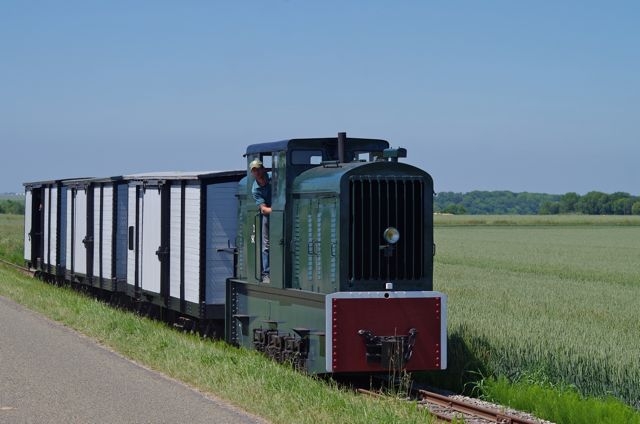 08 Coferna T24 + Couverts Pershing Train de la Sucrerie APPEVA 50 ANS 13.06.2021