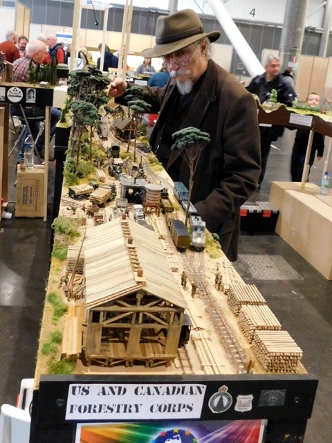 2 De Bouricos à Labroquette HOe Buffalo Bill (Croisées de l'Etroit) Lille TrainsMania 01.04.17