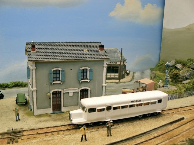 Y Saints Amis sur Mer HOm Micheline Trains d'Antan