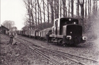 CA Locotracteur Moyse Train en circulation Sucrerie de Montcornet (voie VN+VM) Coll Pérève 01