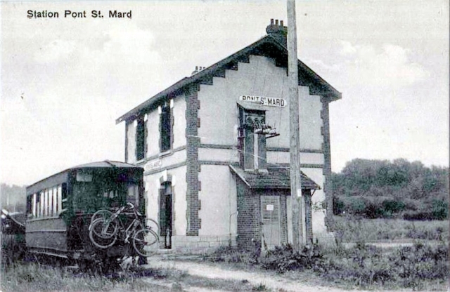 CDA Nord-Est Pont-Saint-Mard Gare Automotrice Renault-Scemia Faux) Remorque Tramway Tergnier-Saint Gobain
