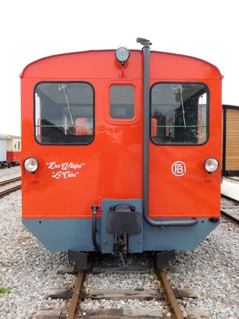 03 CFBS 20.04.23 Rame 100% Suisse Cube et Voiture RhB