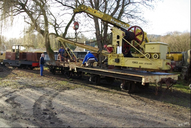 {Grue métrique PLM ex Canari réceptionnée en 2007 au MTVS}