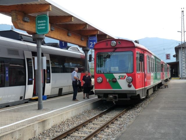 Unzmarkt Gare