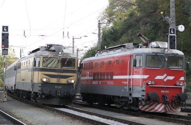 SZ a Spielfeld-Strass