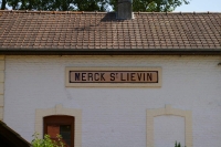 {n} MERCK-St-LIEVIN