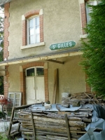 02 Saint-Gilles Facade Coté Voie Batiment dans Carrière N49.16.370 E003.41.927