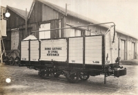 Wagon Tombereau E.E.L.M. (Energie Electrique du Littoral Méditerranéen) 15 tonnes Tampon Central 01 (Horne et Buire ?)
