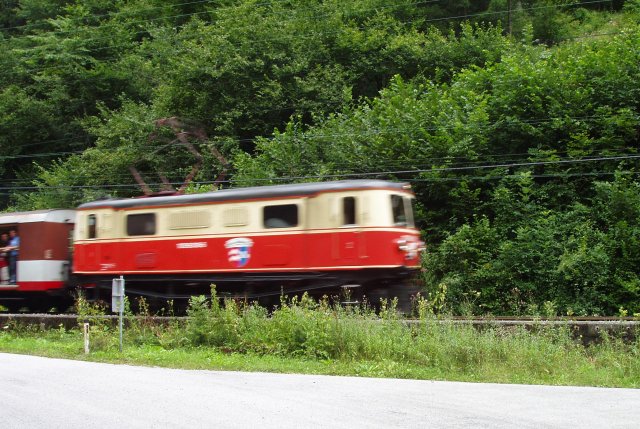 Le 15 août 2006 le train 6841 St. Pöltne - Mariazell viens de quitter laubenbachmühle